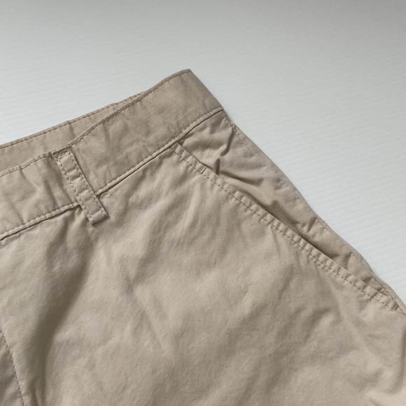 Beige shorts - Picture 4 of 5